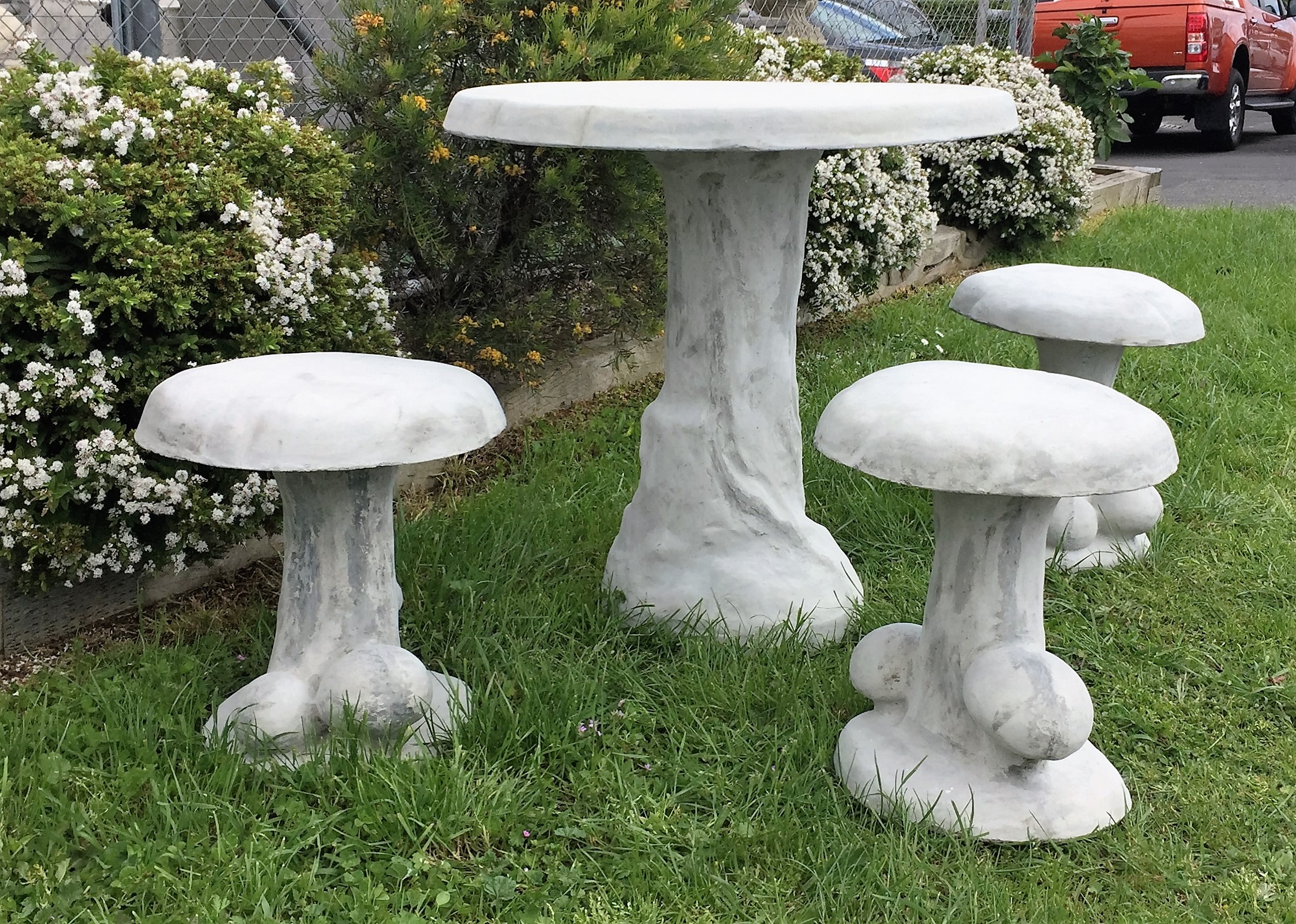 Mushroom Seat